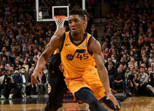 儿们纷纷展 儿们纷纷展