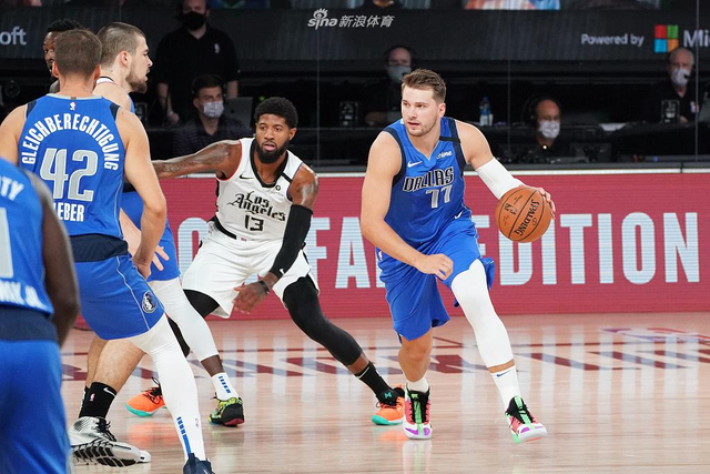 顽强的防守 顽强的防守